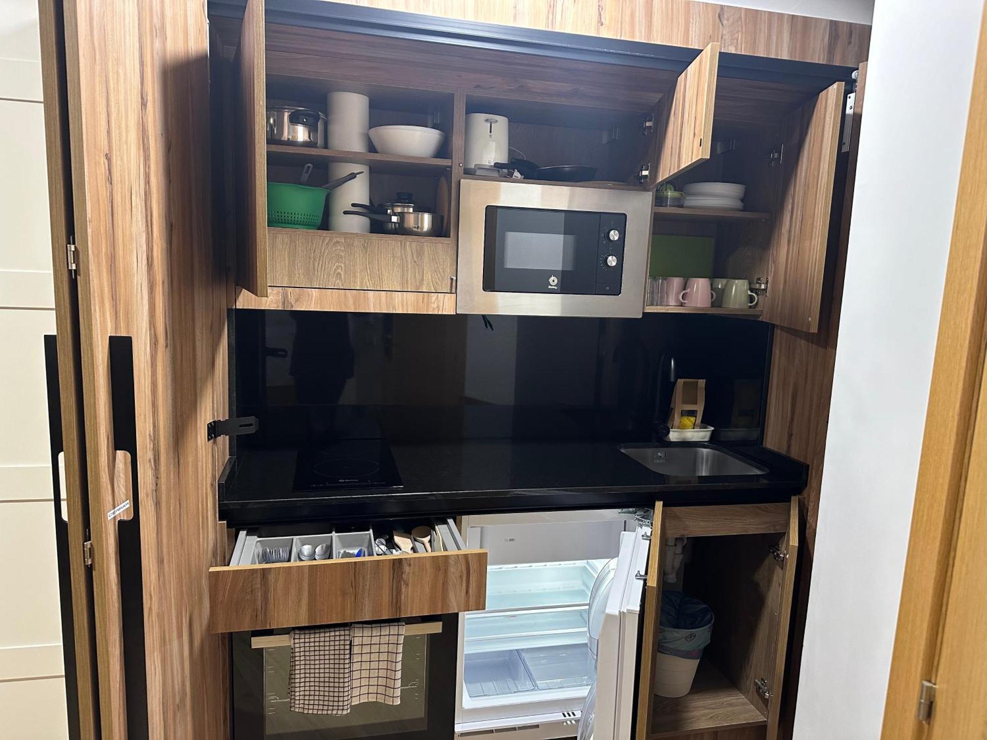 Apartamentos Turisticos Santa Apolonia 62 Avilés Eksteriør bilde