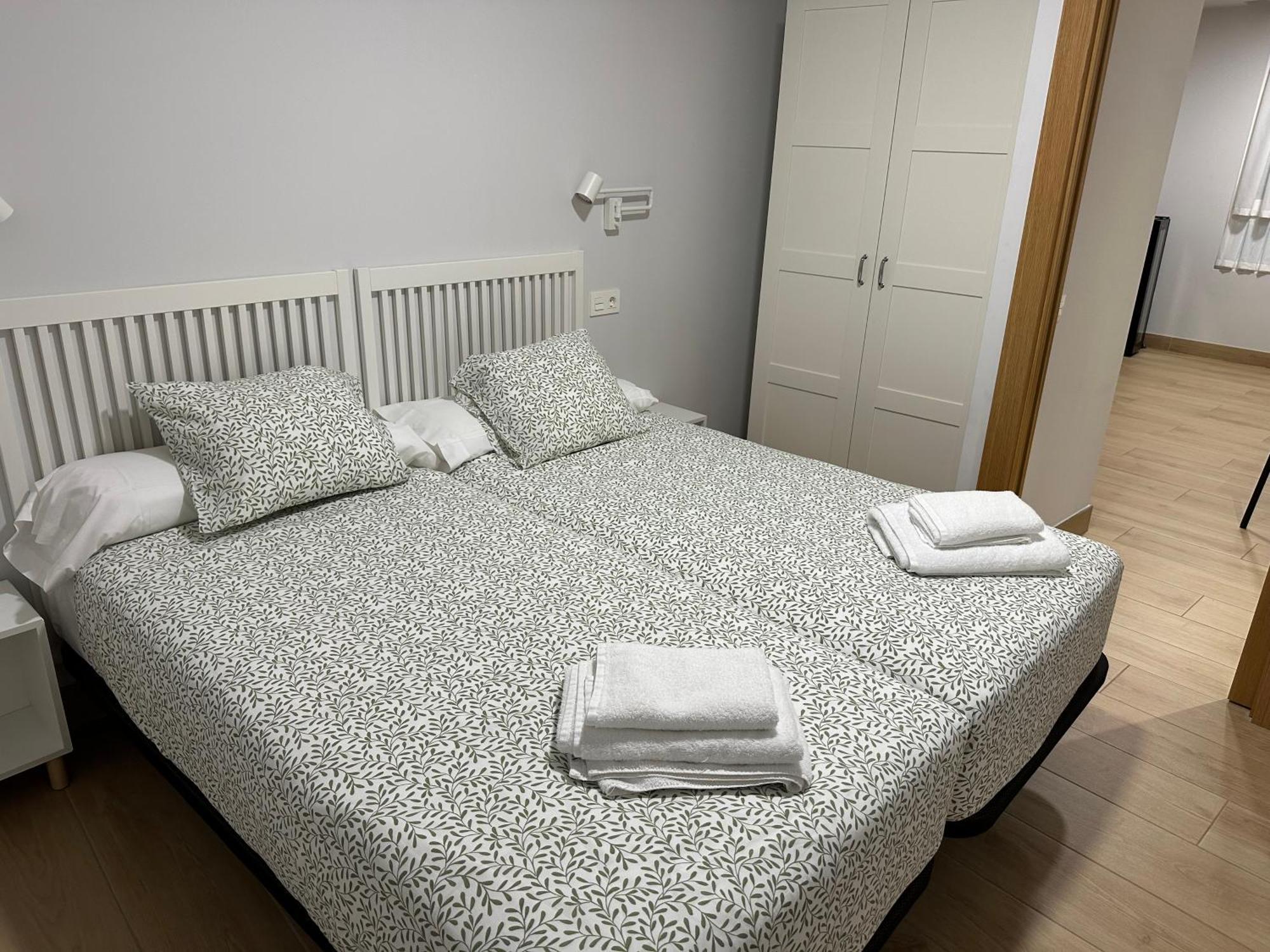 Apartamentos Turisticos Santa Apolonia 62 Avilés Eksteriør bilde