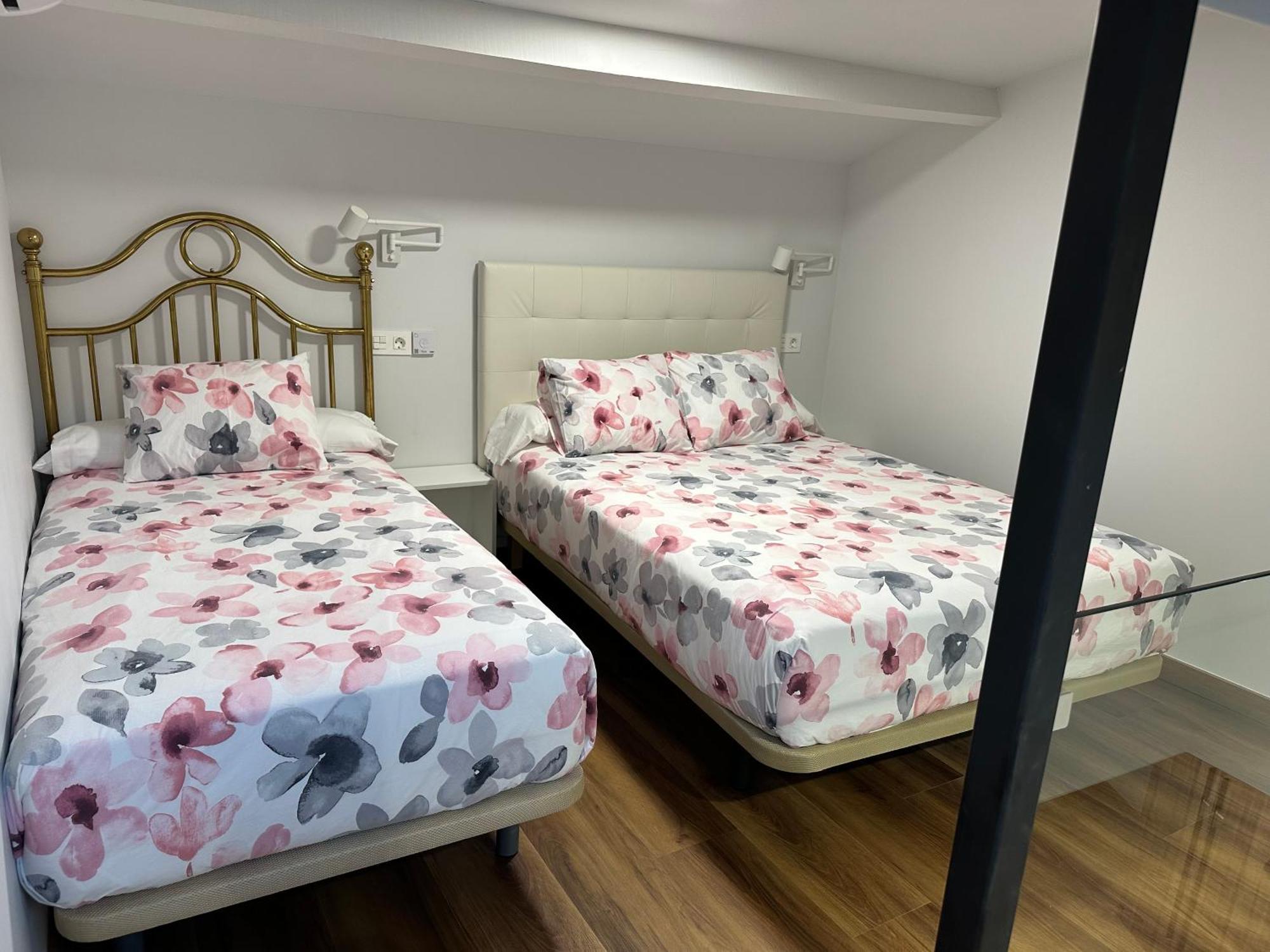 Apartamentos Turisticos Santa Apolonia 62 Avilés Eksteriør bilde