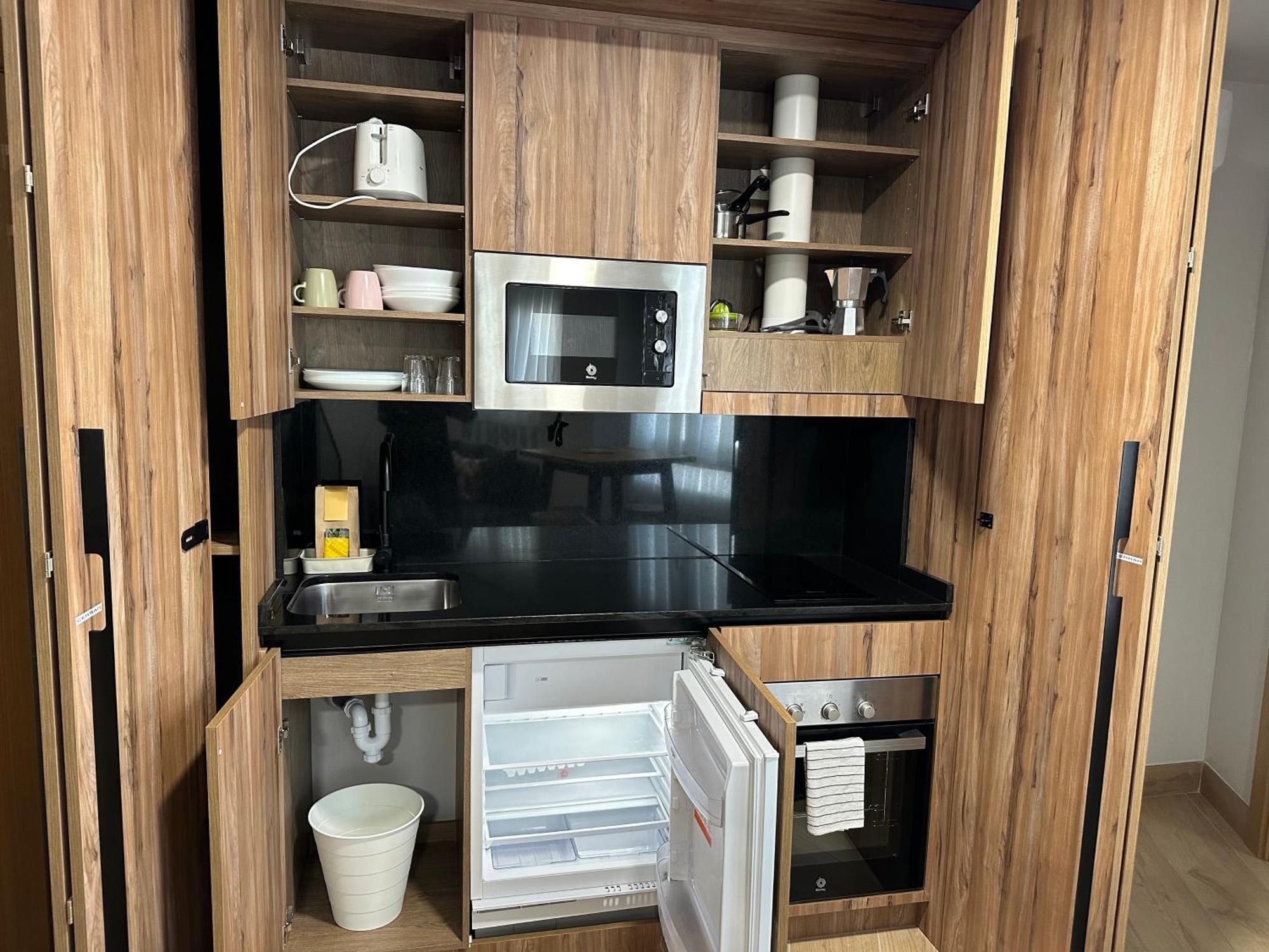 Apartamentos Turisticos Santa Apolonia 62 Avilés Eksteriør bilde
