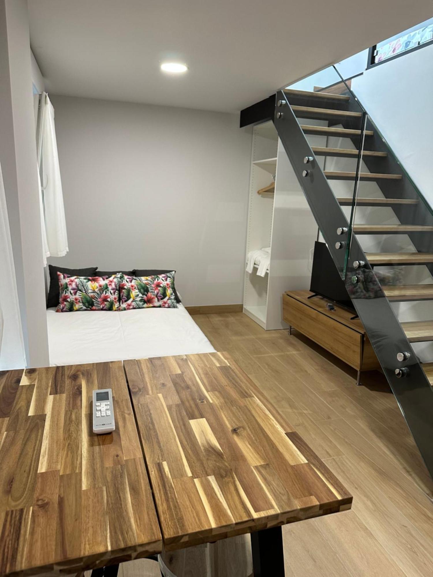 Apartamentos Turisticos Santa Apolonia 62 Avilés Eksteriør bilde