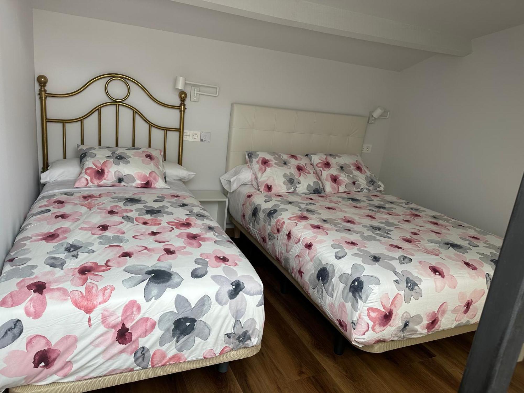 Apartamentos Turisticos Santa Apolonia 62 Avilés Eksteriør bilde