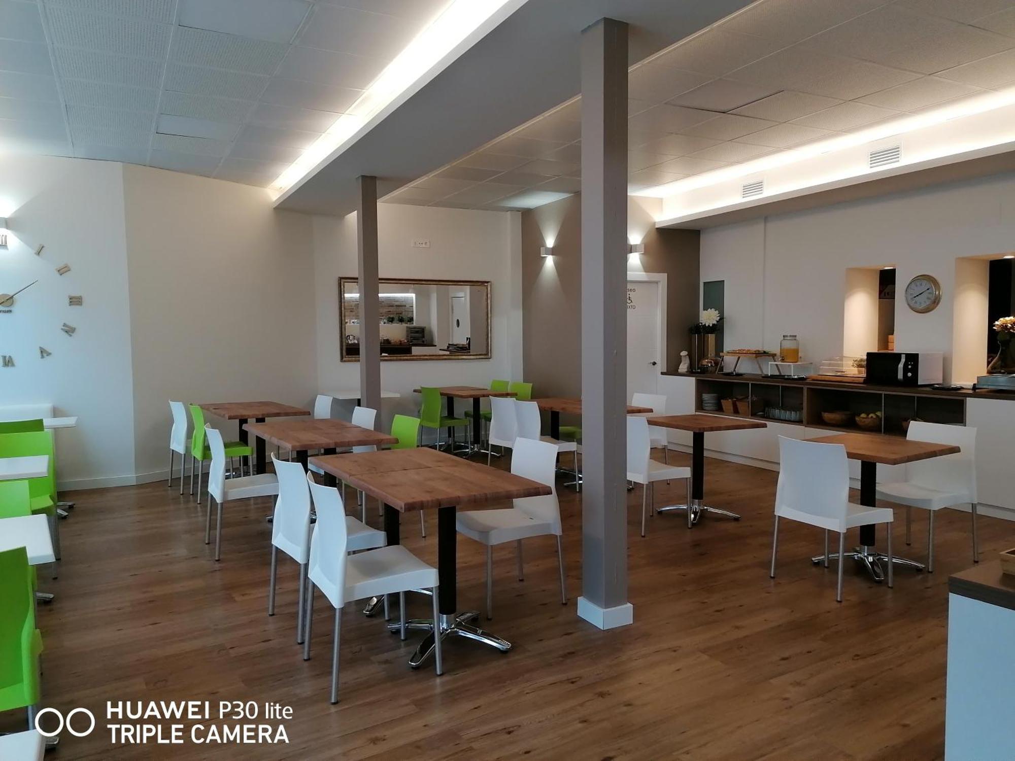 Apartamentos Turisticos Santa Apolonia 62 Avilés Eksteriør bilde