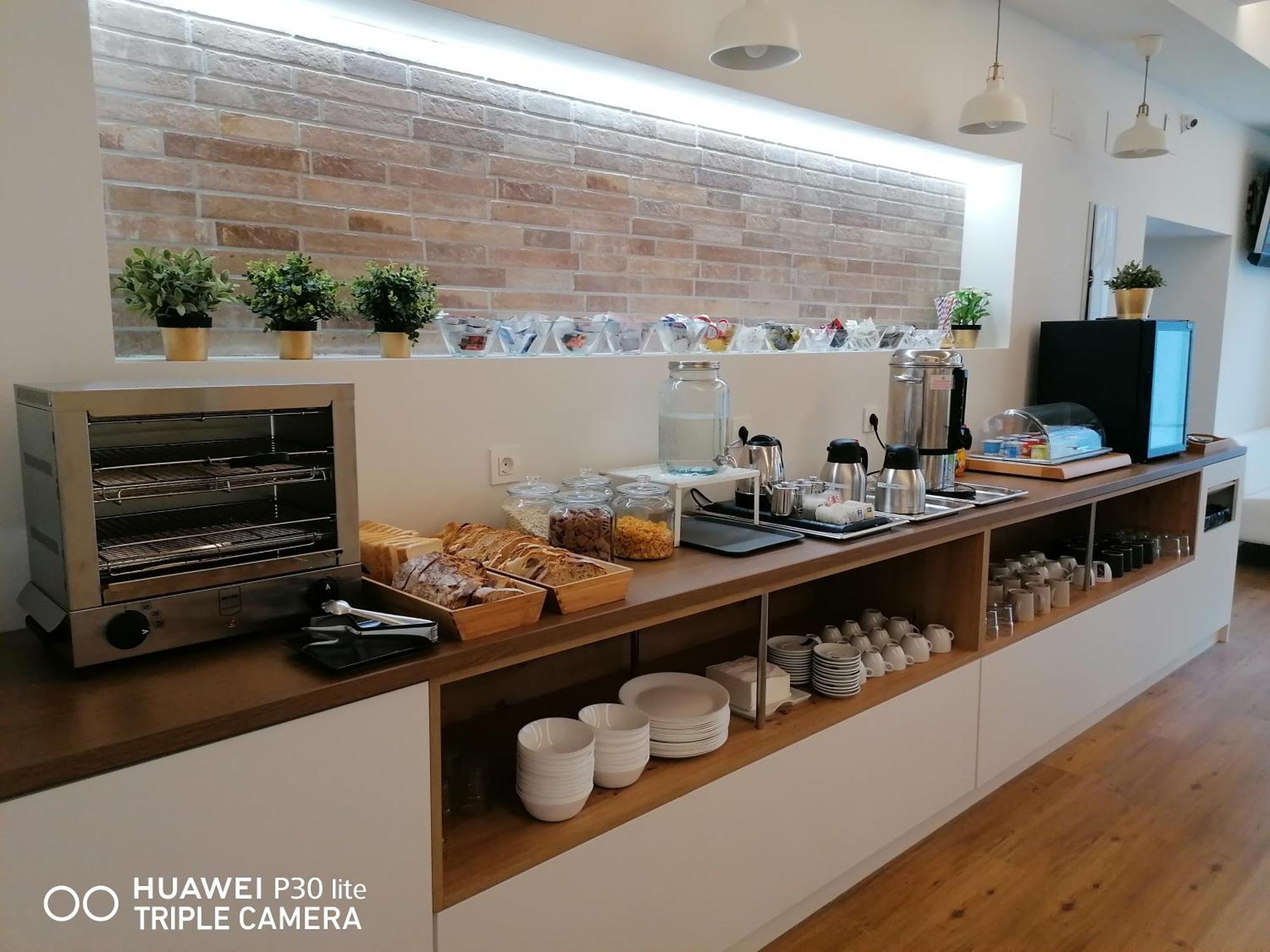 Apartamentos Turisticos Santa Apolonia 62 Avilés Eksteriør bilde