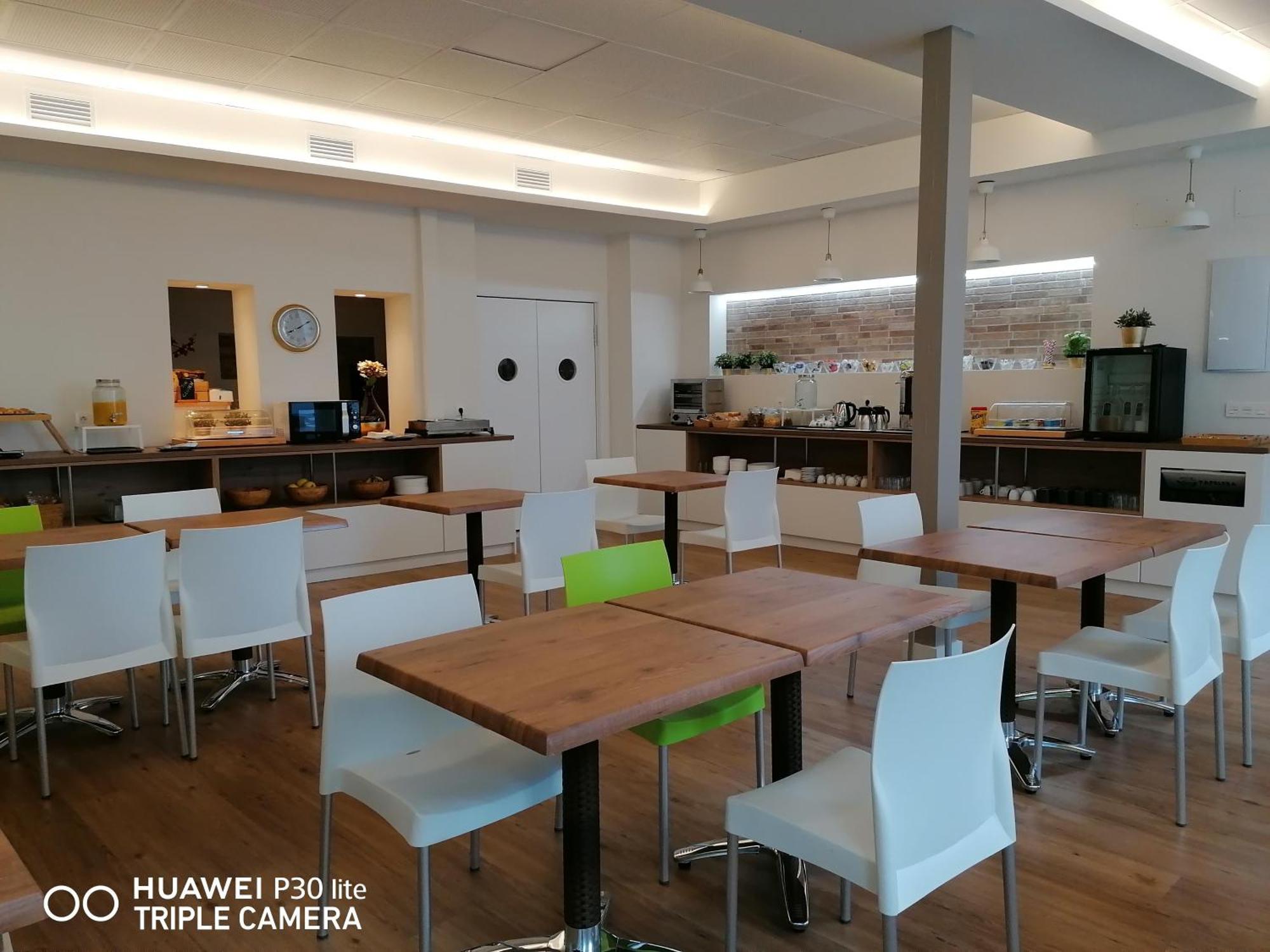 Apartamentos Turisticos Santa Apolonia 62 Avilés Eksteriør bilde
